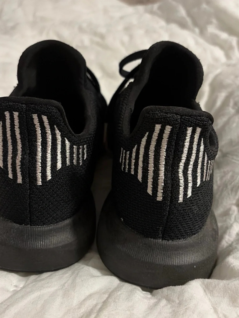 adidas lightweight knit